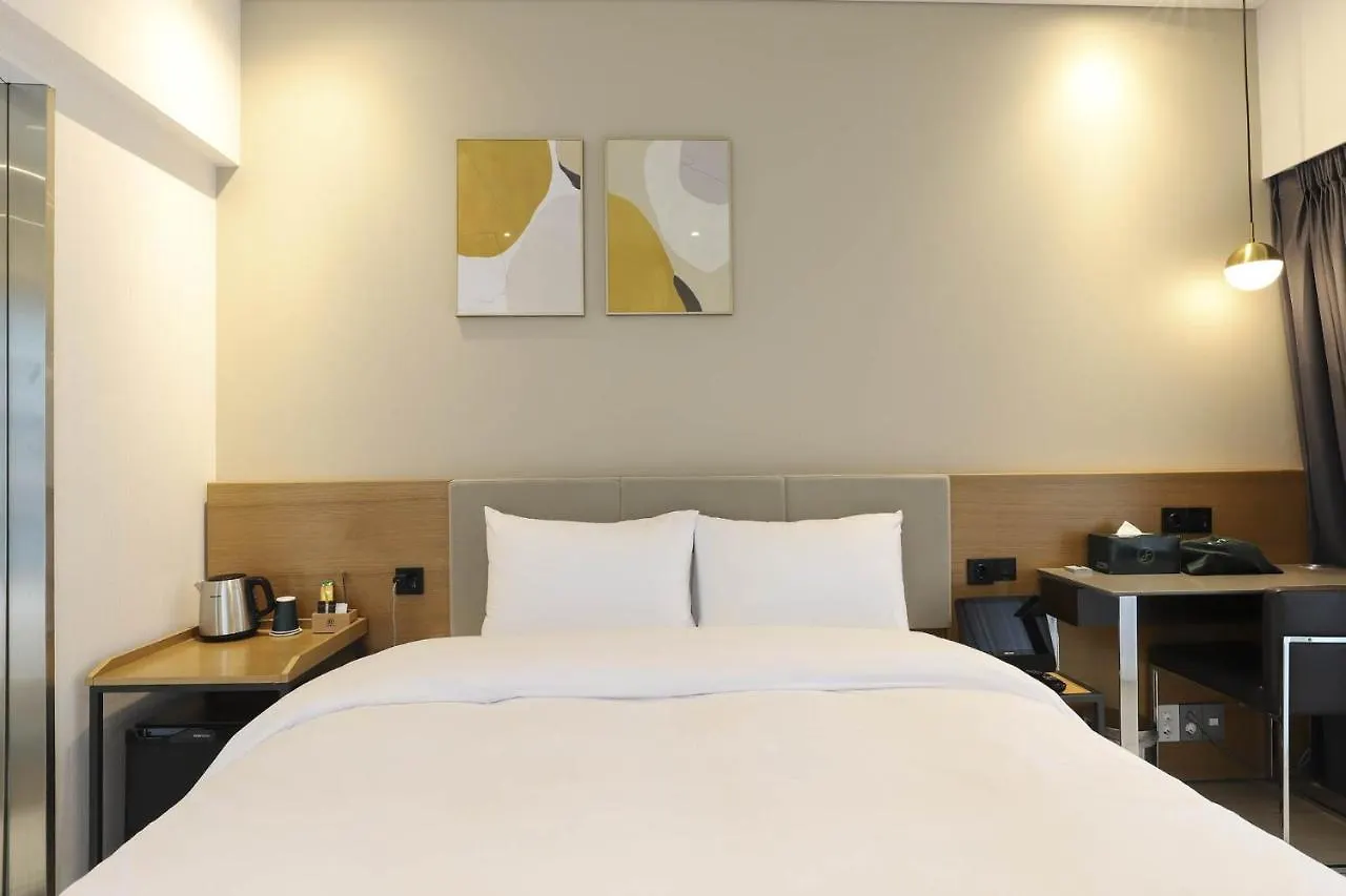 Brown Dot Hotel Haeundae Busan 2*,