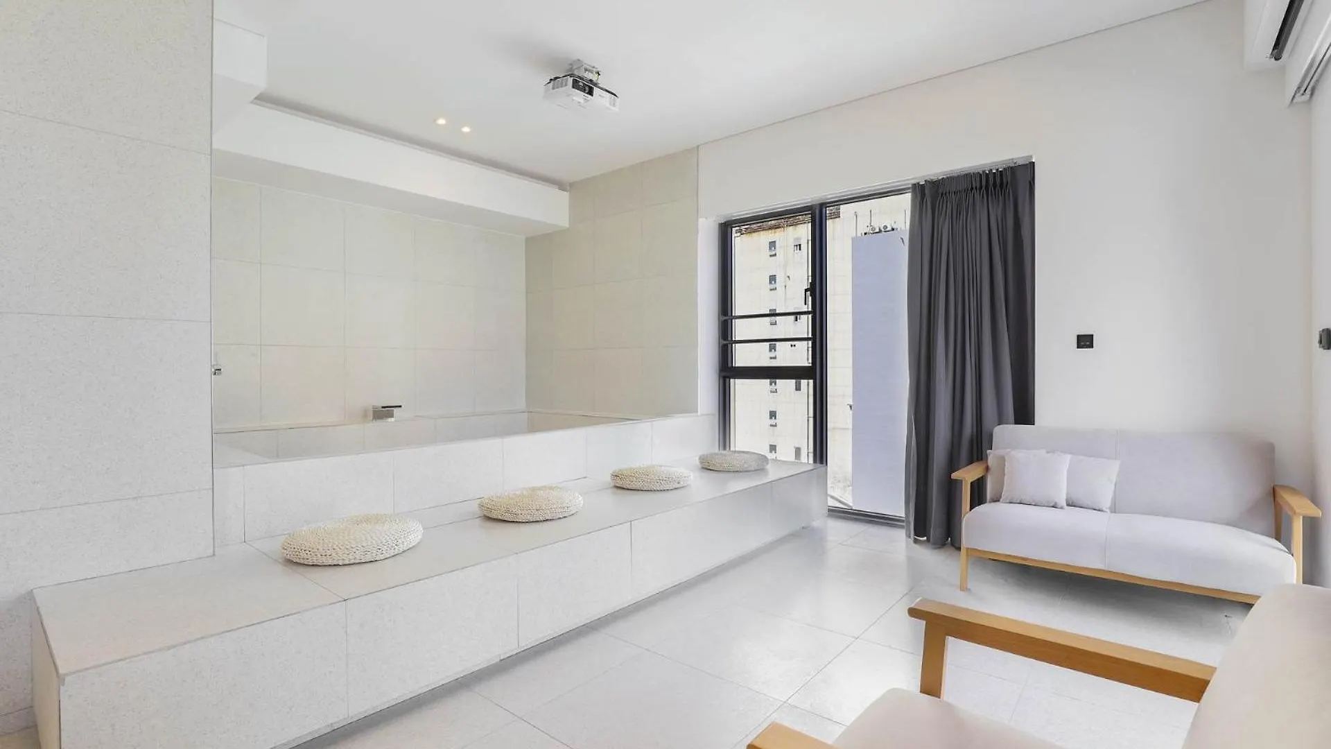 Brown Dot Hotel Haeundae Busan 2*,  South Korea